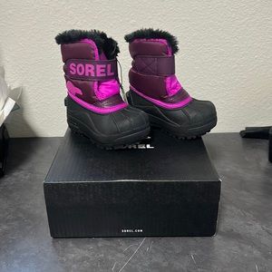 Sorel toddler kids snow boots size 7T